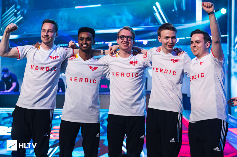 于一个中场 于一个中场