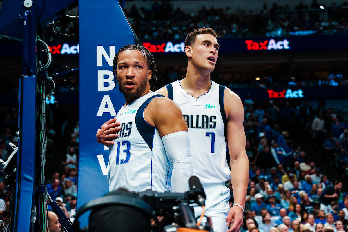 球迷开始探 球迷开始探