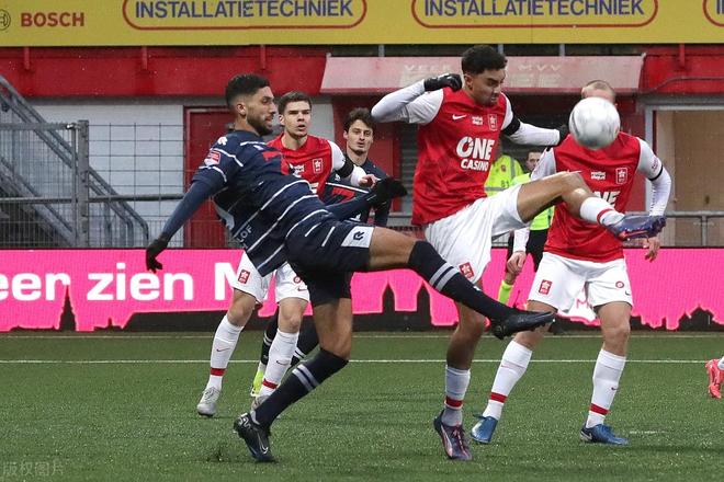 在欧洲足坛 在欧洲足坛