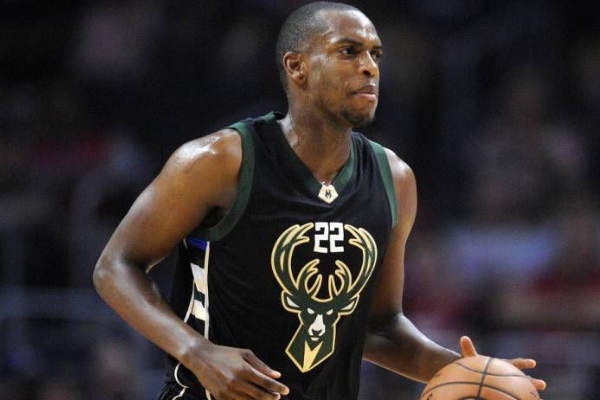 国足整装待 国足整装待